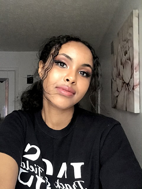 Testimonial from Nina Patel about AI content platform